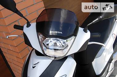 Макси-скутер Honda SH 50 2011 в Кропивницком