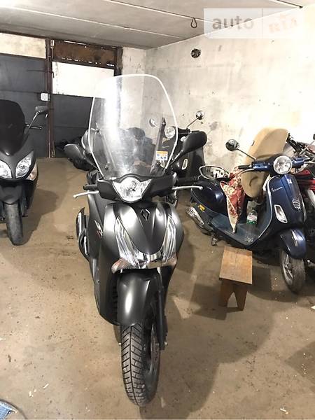 Мопеды Honda SH 50 2015 в Бориславе