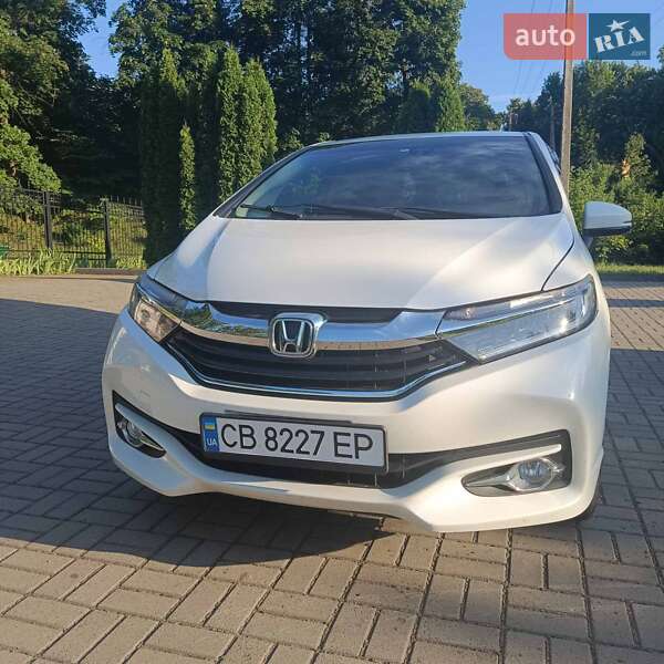 Минивэн Honda Shuttle 2016 в 