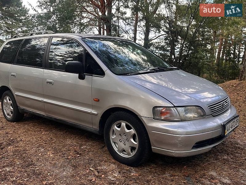 Минивэн Honda Shuttle 1997 в Вараше