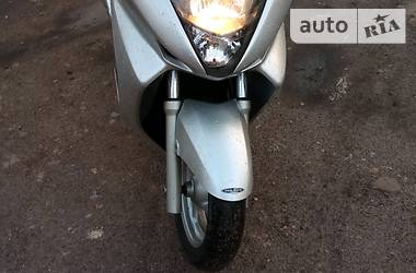 Макси-скутер Honda Silver Wing 400 2005 в Нововолынске