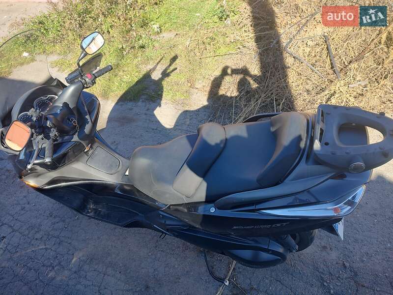Макси-скутер Honda Silver Wing 400 2010 в Виннице фото 4 Макси-скутер Honda Silver Wing 400 2010 в Виннице
