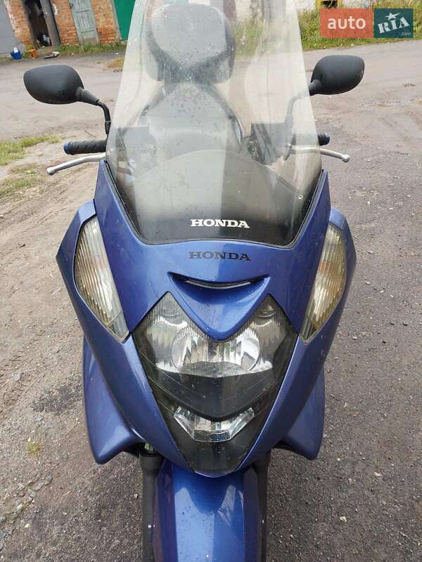 Макси-скутер Honda Silver Wing 400 2008 в Красилове