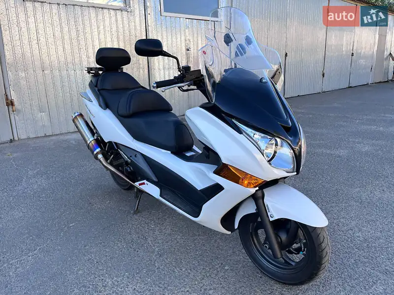 Honda Silver Wing 600 2011