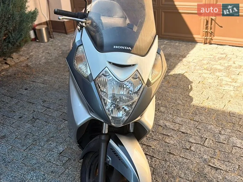 Honda Silver Wing 600 2006