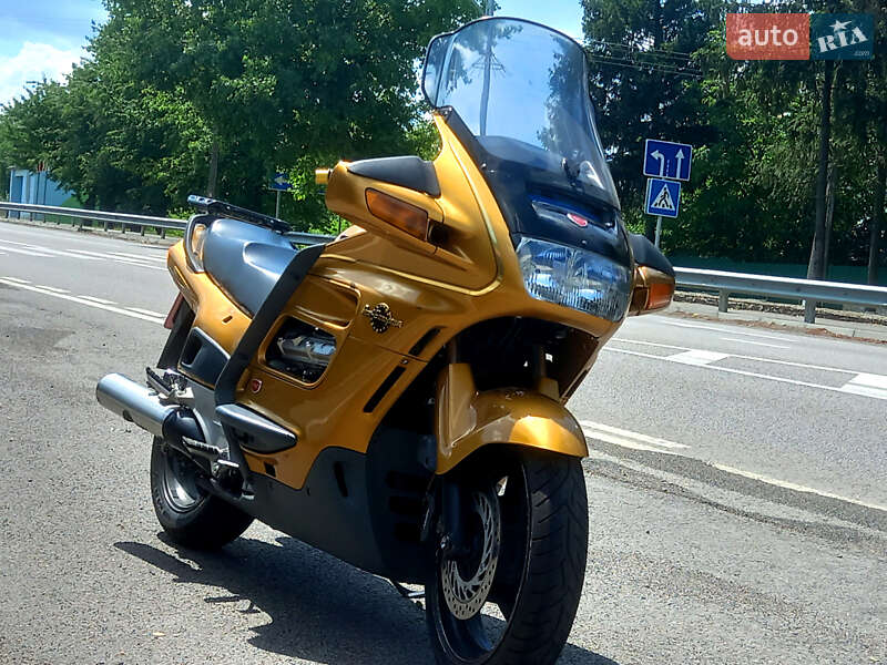 Honda ST 1100 Pan European 1999 Honda ST 1100 Pan European 1999