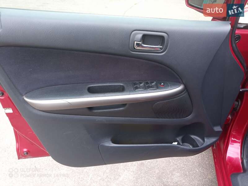 Минивэн Honda Stream 2002 в Измаиле