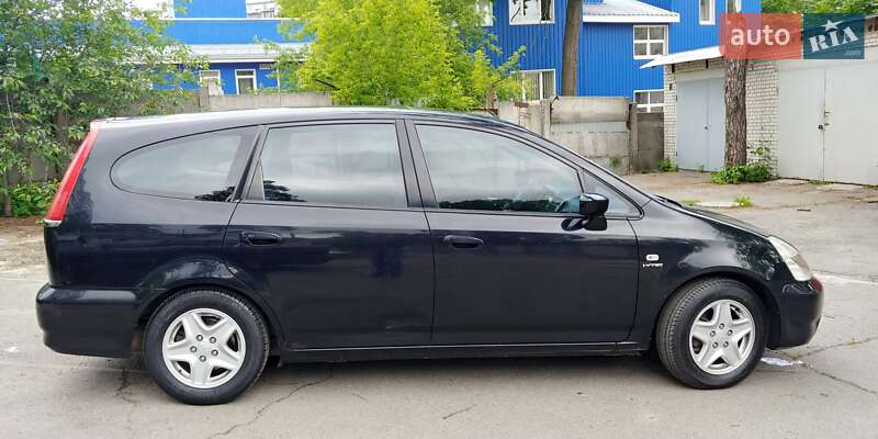 Минивэн Honda Stream 2003 в Косове