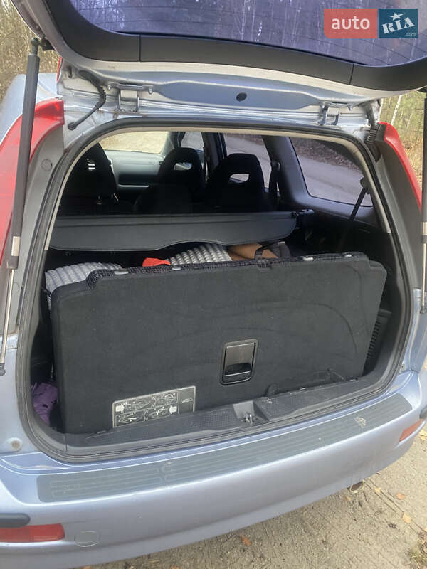Минивэн Honda Stream 2002 в Житомире фото 8 Минивэн Honda Stream 2002 в Житомире