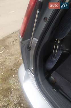 Минивэн Honda Stream 2001 в Дублянах