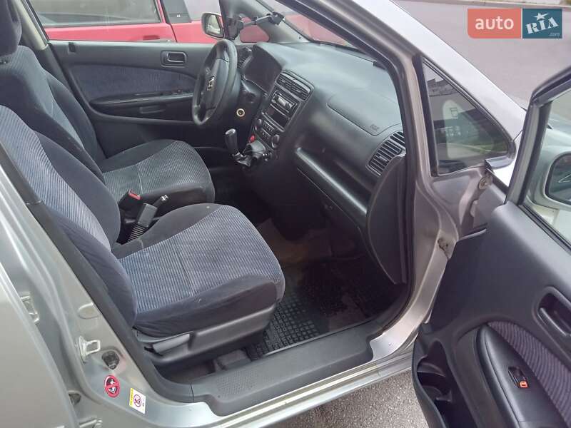 Минивэн Honda Stream 2001 в Киеве
