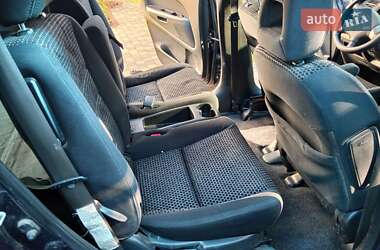 Минивэн Honda Stream 2005 в 