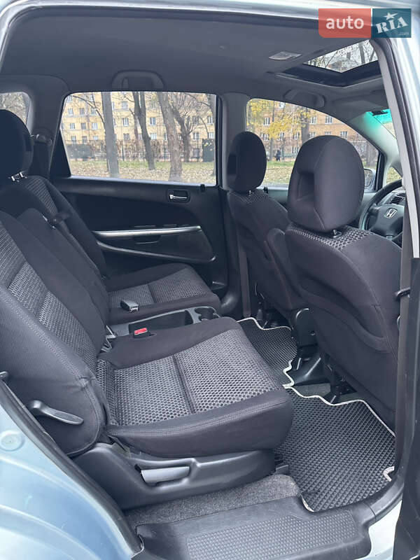 Минивэн Honda Stream 2004 в Киеве фото 23 Минивэн Honda Stream 2004 в Киеве