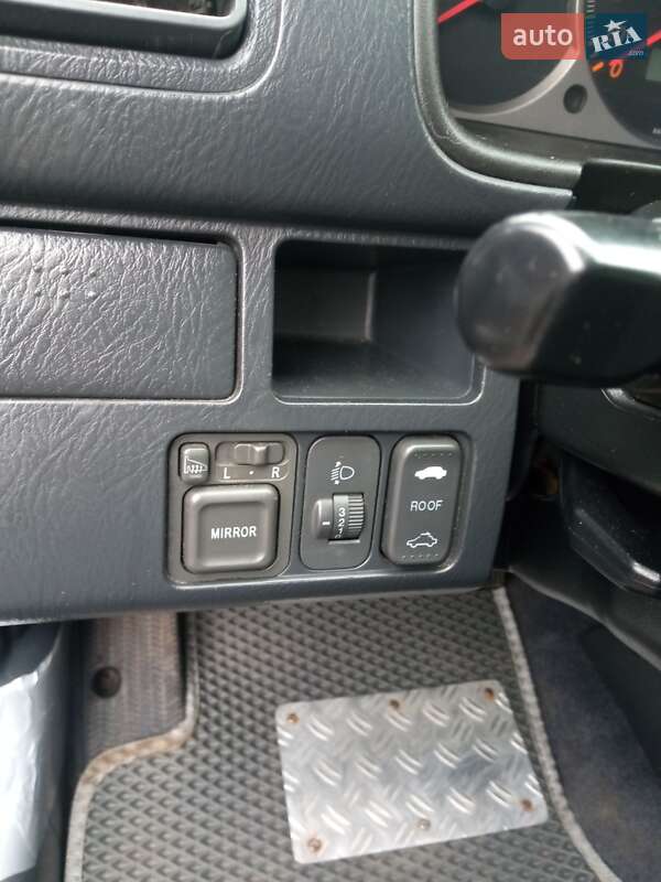 Минивэн Honda Stream 2001 в Полтаве фото 13 Минивэн Honda Stream 2001 в Полтаве