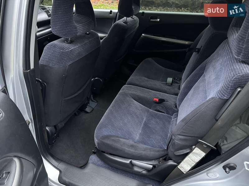 Минивэн Honda Stream 2003 в Киеве