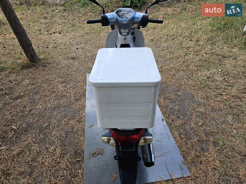 Мопеди Honda Super Cub 50 2015 в Вознесенську