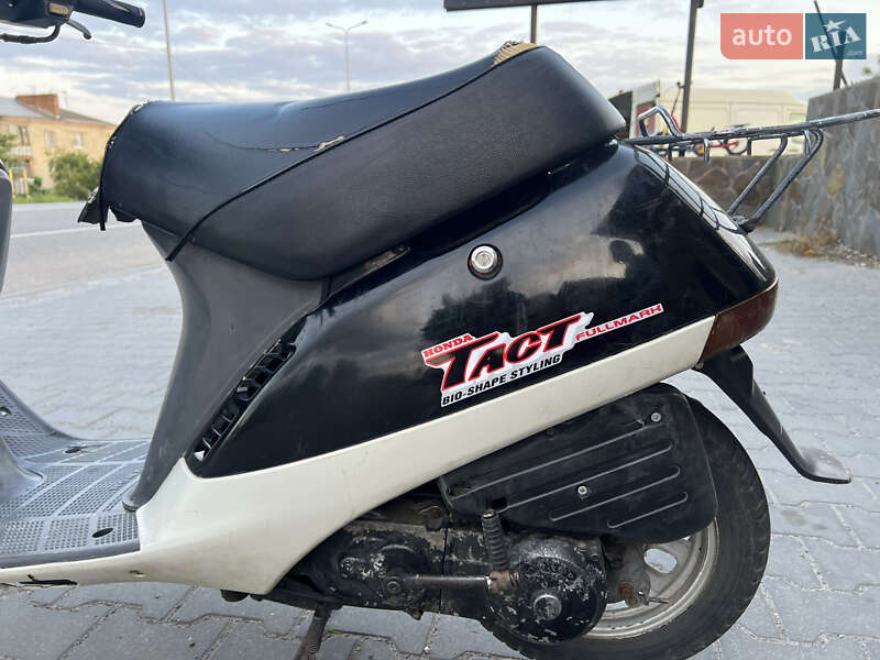 Мопеди Honda Tact AF-16 1989 в Хмельницькому фото 5 Мопеди Honda Tact AF-16 1989 в Хмельницькому