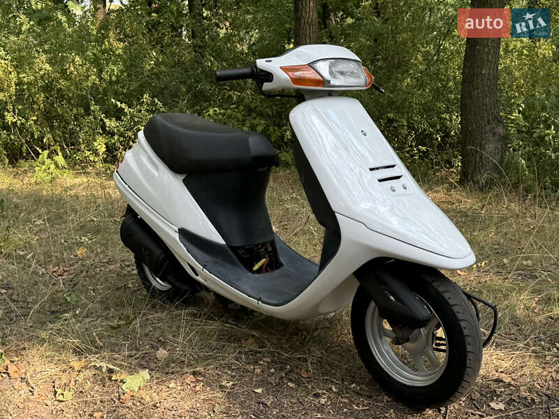 Мопеди Honda Tact AF-24 1993 в Зміїві