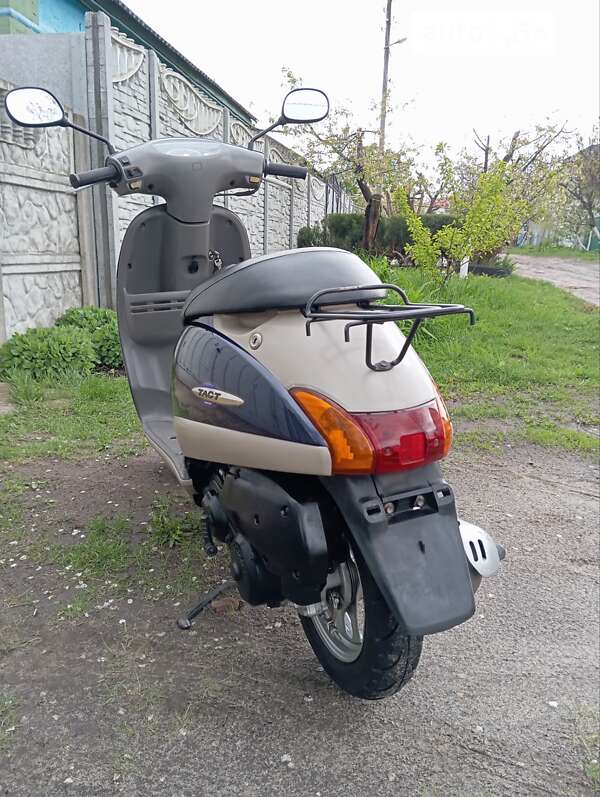 Скутер Honda Tact AF-51 2001 в Прилуках