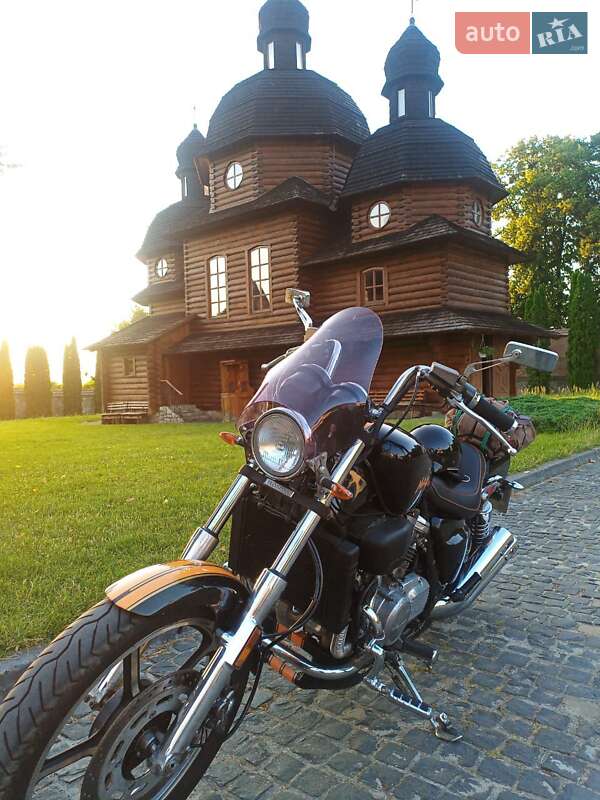 Мотоцикл Чоппер Honda VF 750 Magna 1987 в Львове