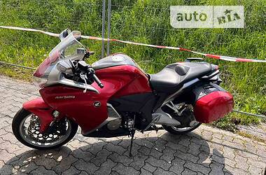 Мотоцикл Спорт-туризм Honda VFR 1200 2010 в Чернігові