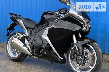 Мотоцикл Спорт-туризм Honda VFR 1200F 2016 в Киеве