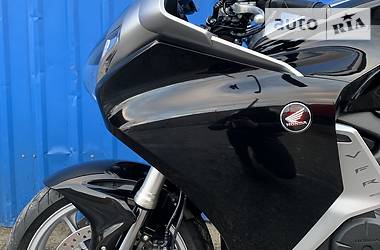 Мотоцикл Спорт-туризм Honda VFR 1200F 2016 в Киеве