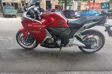 Мотоцикл Спорт-туризм Honda VFR 1200F 2011 в Запорожье