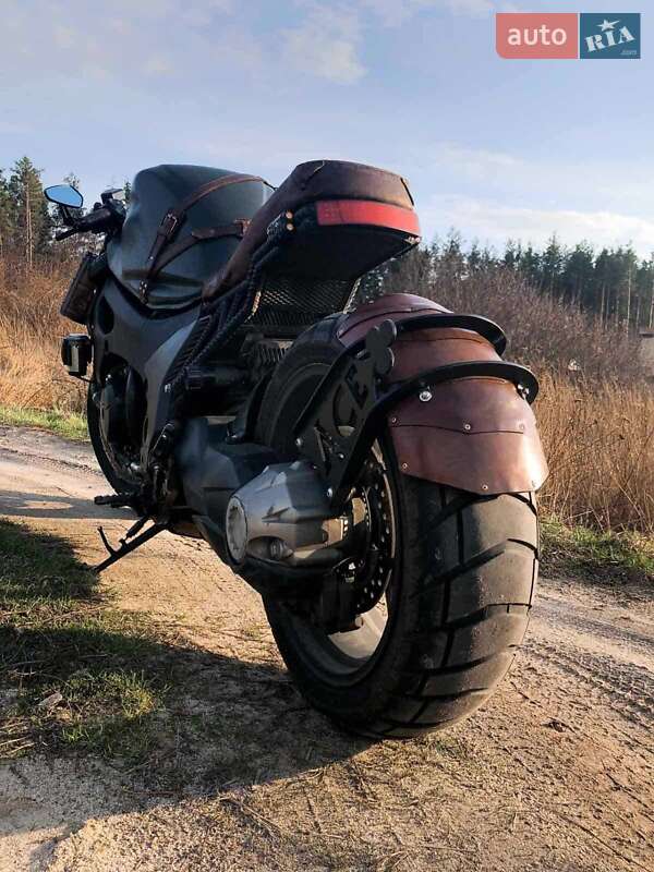 Кафе рейсер Honda VFR 1200F 2011 в Києві