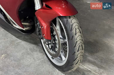 Мотоцикл Спорт-туризм Honda VFR 1200F 2010 в 