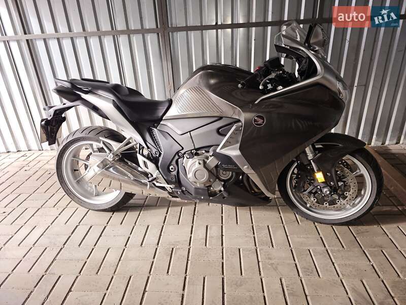Honda VFR 1200F 2012