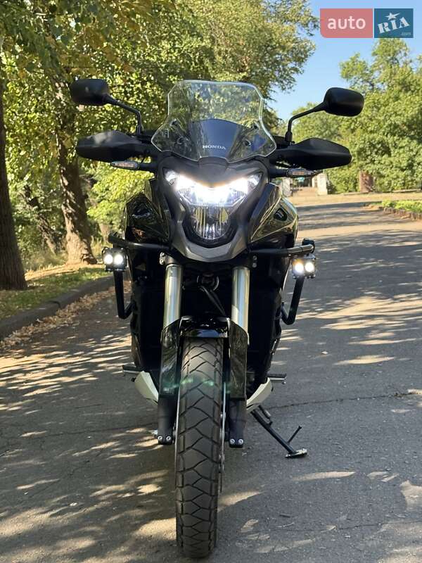 Мотоцикл Туризм Honda VFR 1200X Crosstourer 2012 в Кривом Роге фото 6 Мотоцикл Туризм Honda VFR 1200X Crosstourer 2012 в Кривом Роге