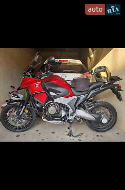 Мотоцикл Спорт-туризм Honda VFR 1200X Crosstourer 2014 в Виннице