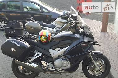 Мотоцикл Багатоцільовий (All-round) Honda VFR 800 2013 в Одесі