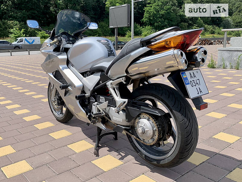 Мотоцикл Спорт-туризм Honda VFR 800 2005 в Киеве