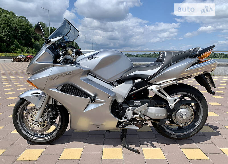 Мотоцикл Спорт-туризм Honda VFR 800 2005 в Киеве