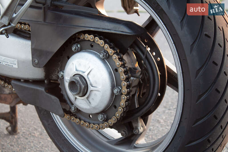 Мотоцикл Спорт-туризм Honda VFR 800 2003 в Харкові