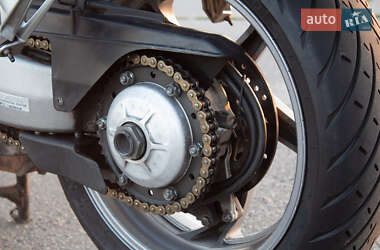 Мотоцикл Спорт-туризм Honda VFR 800 2003 в  фото 5 Мотоцикл Спорт-туризм Honda VFR 800 2003 в