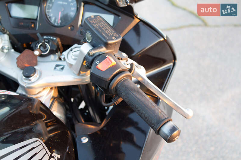 Мотоцикл Спорт-туризм Honda VFR 800 2003 в Харкові