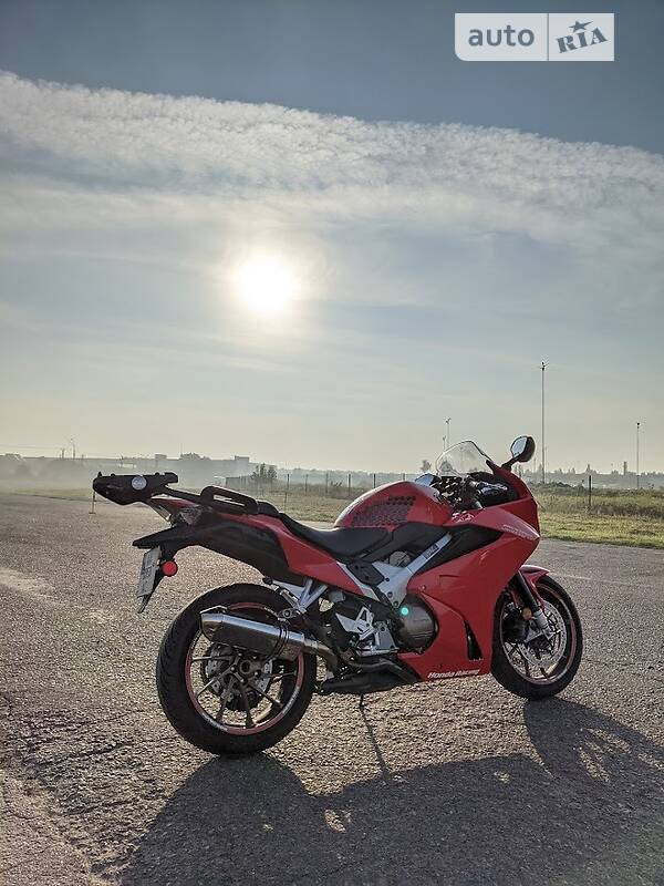 Мотоцикл Спорт-туризм Honda VFR 800F Interceptor 2014 в Києві