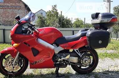 Мотоцикл Спорт-туризм Honda VFR 800F Interceptor 2000 в Дрогобыче