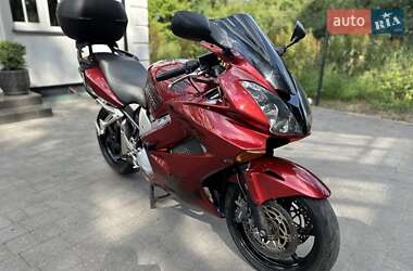 Мотоцикл Спорт-туризм Honda VFR 800F Interceptor 2004 в 