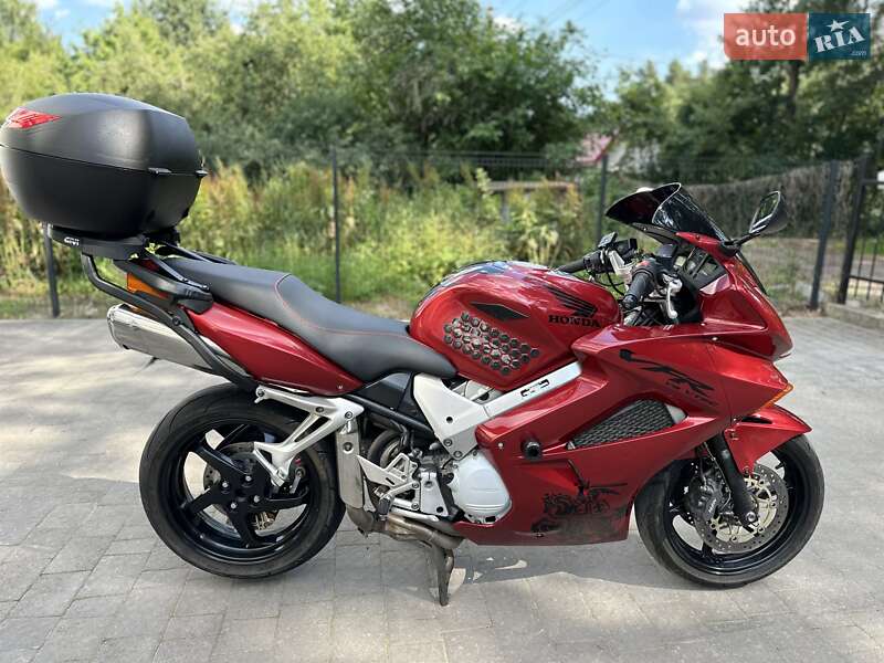 Мотоцикл Спорт-туризм Honda VFR 800F Interceptor 2004 в Львове