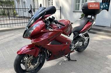 Мотоцикл Спорт-туризм Honda VFR 800F Interceptor 2004 в 