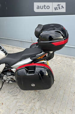 Мотоцикл Туризм Honda VFR 800F Interceptor 2002 в Львові