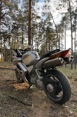 Мотоцикл Спорт-туризм Honda VFR 800F Interceptor 2003 в Лубнах