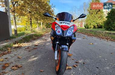 Мотоцикл Спорт-туризм Honda VFR 800F Interceptor 2002 в 