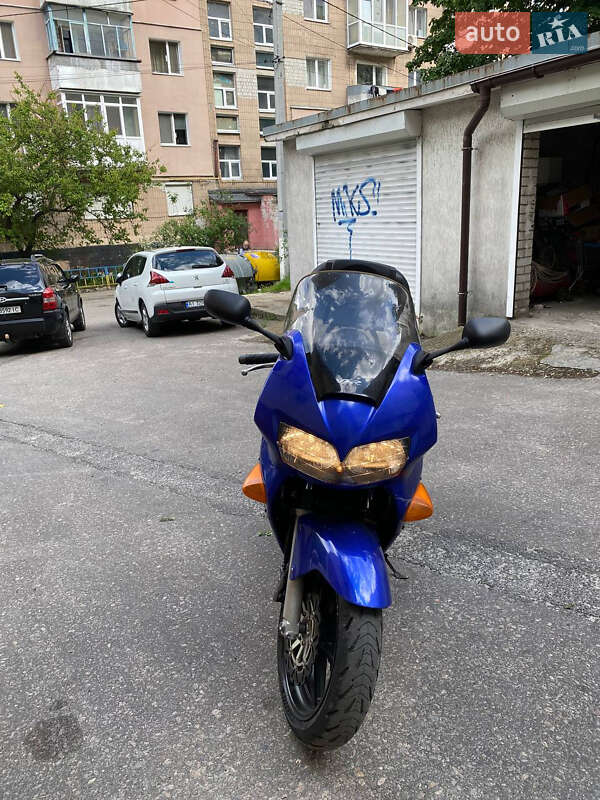 Мотоцикл Спорт-туризм Honda VFR 800F Interceptor 2000 в Обухове