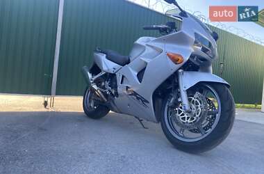 Мотоцикл Спорт-туризм Honda VFR 800F Interceptor 2001 в Прилуках
