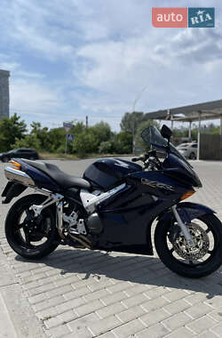 Мотоцикл Спорт-туризм Honda VFR 800F Interceptor 2003 в Киеве